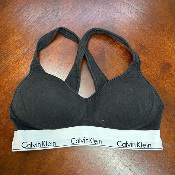 Set CALVIN KLEIN. BRA SIZE M - Picture 5 of 9